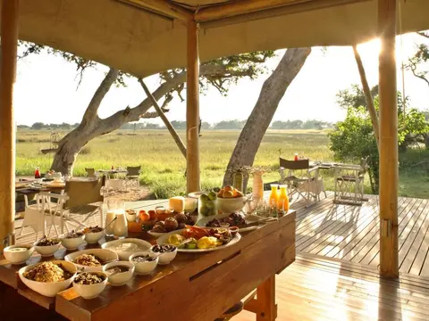 Botswana-Xaranna-Guest-Area-breakfast-buffet