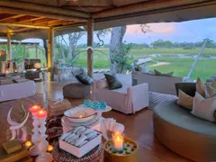 Botswana-Xaranna-Guest-Area-lounge