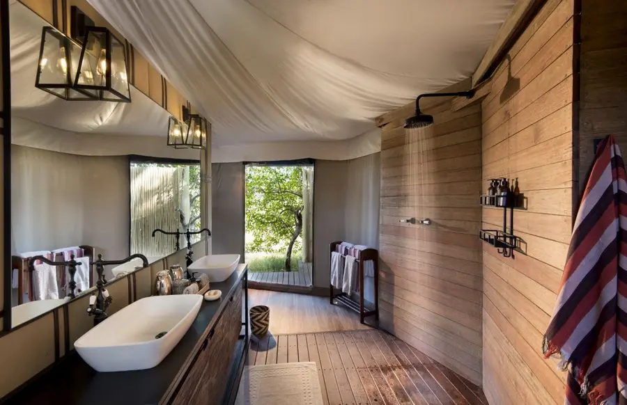 Botswana-Nxabega-Okavango-Tented-Camp-Tent-bathroom