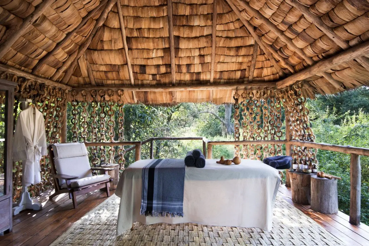 Tanzania-Lake-Manyara-Tree-Lodge-Guest-area-massage-sala-2021