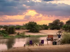 Tanzania-Grumeti-Serengeti-River-Lodge-Experiences-Guest-Delight-Martini-bar-andBeyonder-butler_7