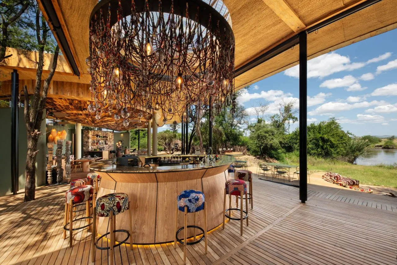 Tanzania-Grumeti-Serengeti-River-Lodge-Guest-Area-bar-with-river-view