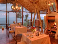 Tanzania-Ngorongoro-Crater-Lodge-Guest-area-Tree-Camp-dining-area-2