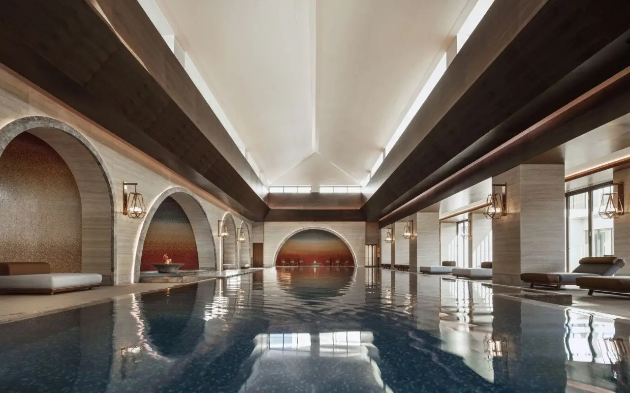 OO_Portonovi_Wellness_Chenot_Espace_Indoor_Pool_Wide_1589_NoRail_MASTER