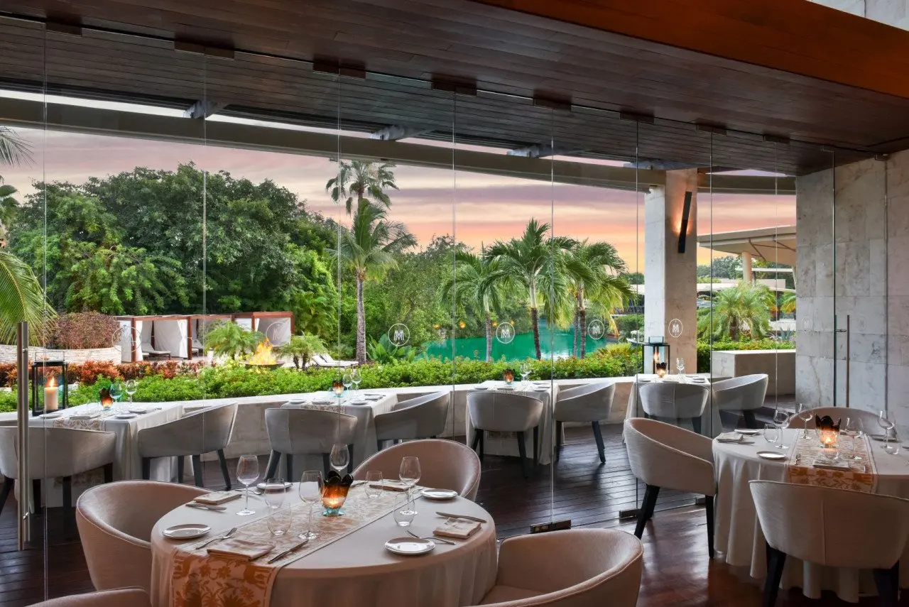 Casa_del_Lago_Restaurant_Evening