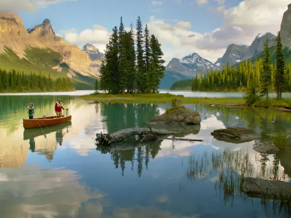 small©Travel Alberta_Sean Thonson