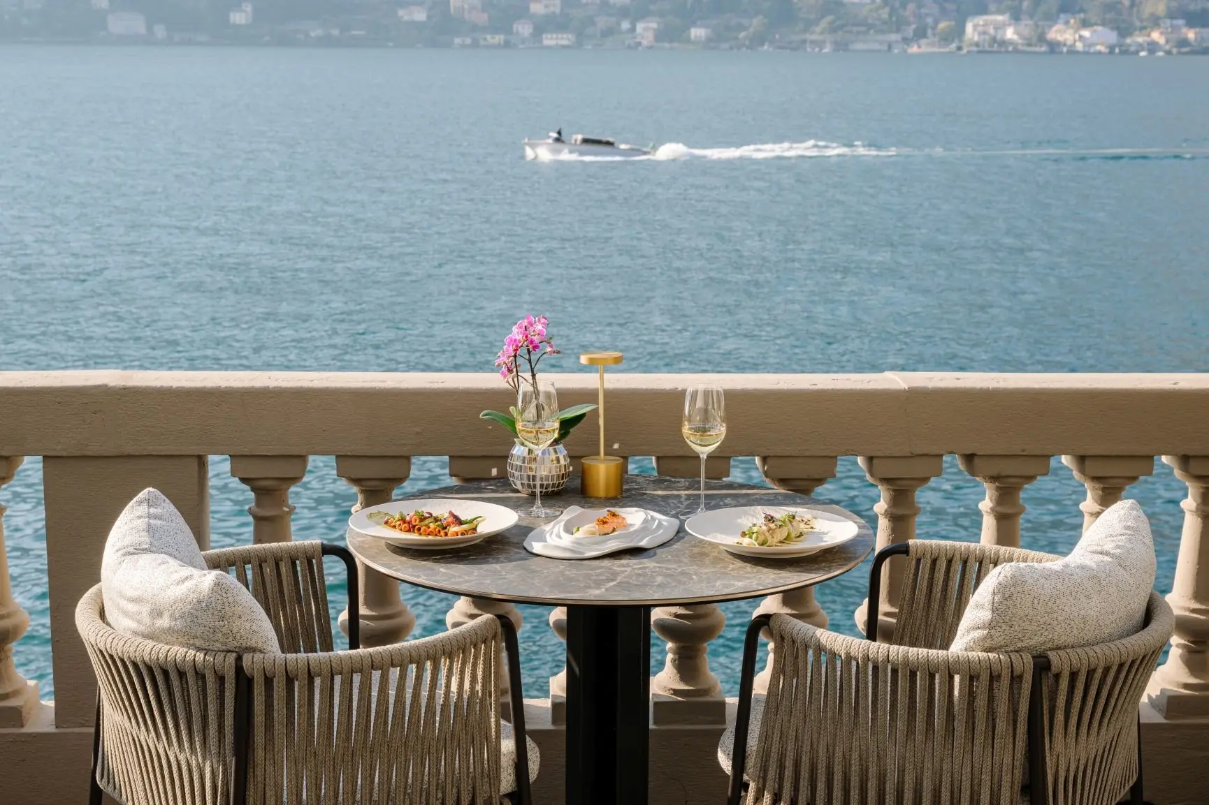 mandarin-oriental-lago-di-como-03-laria-terrace-2