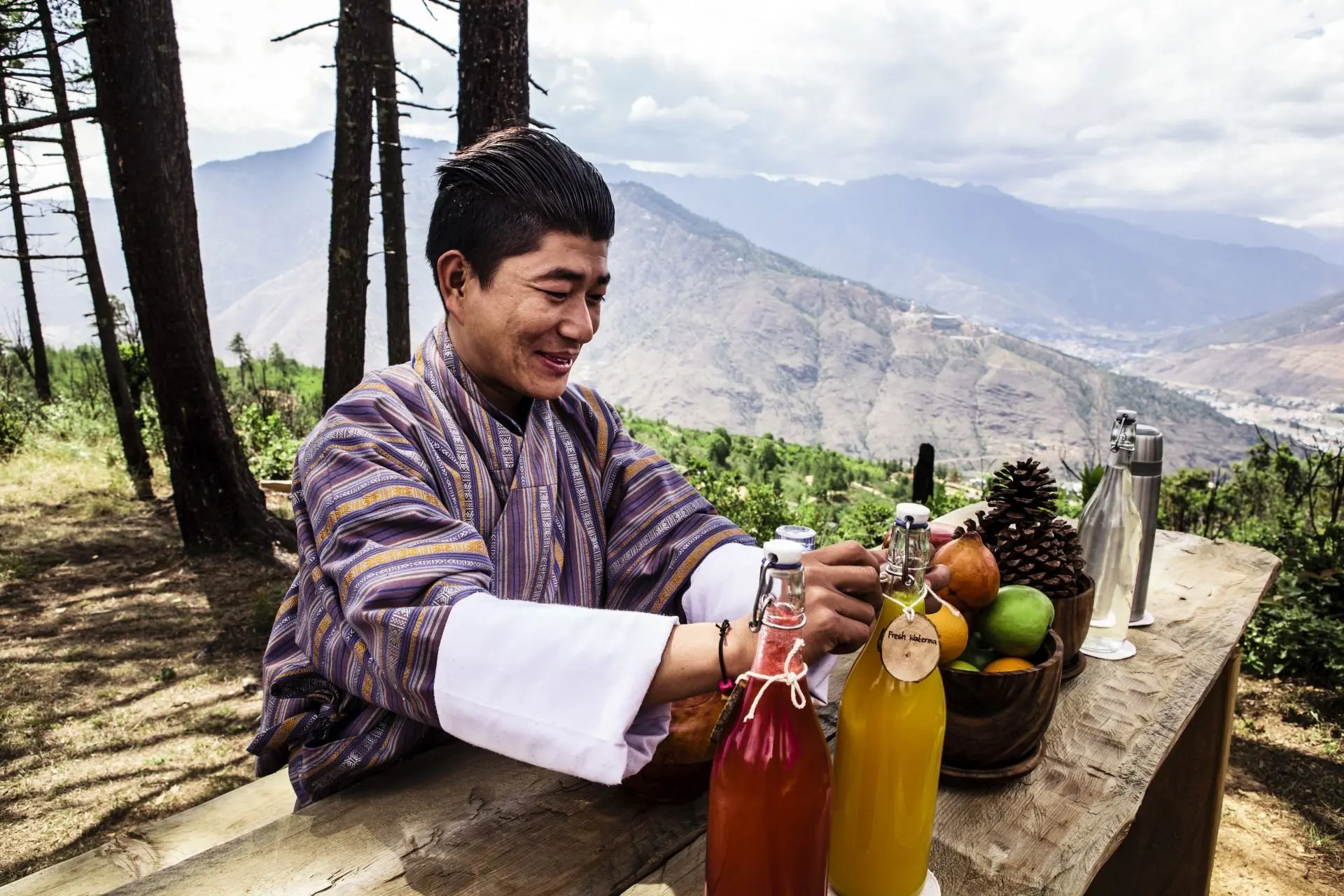 small_Thimphu-Bhutan-Picnic_setup