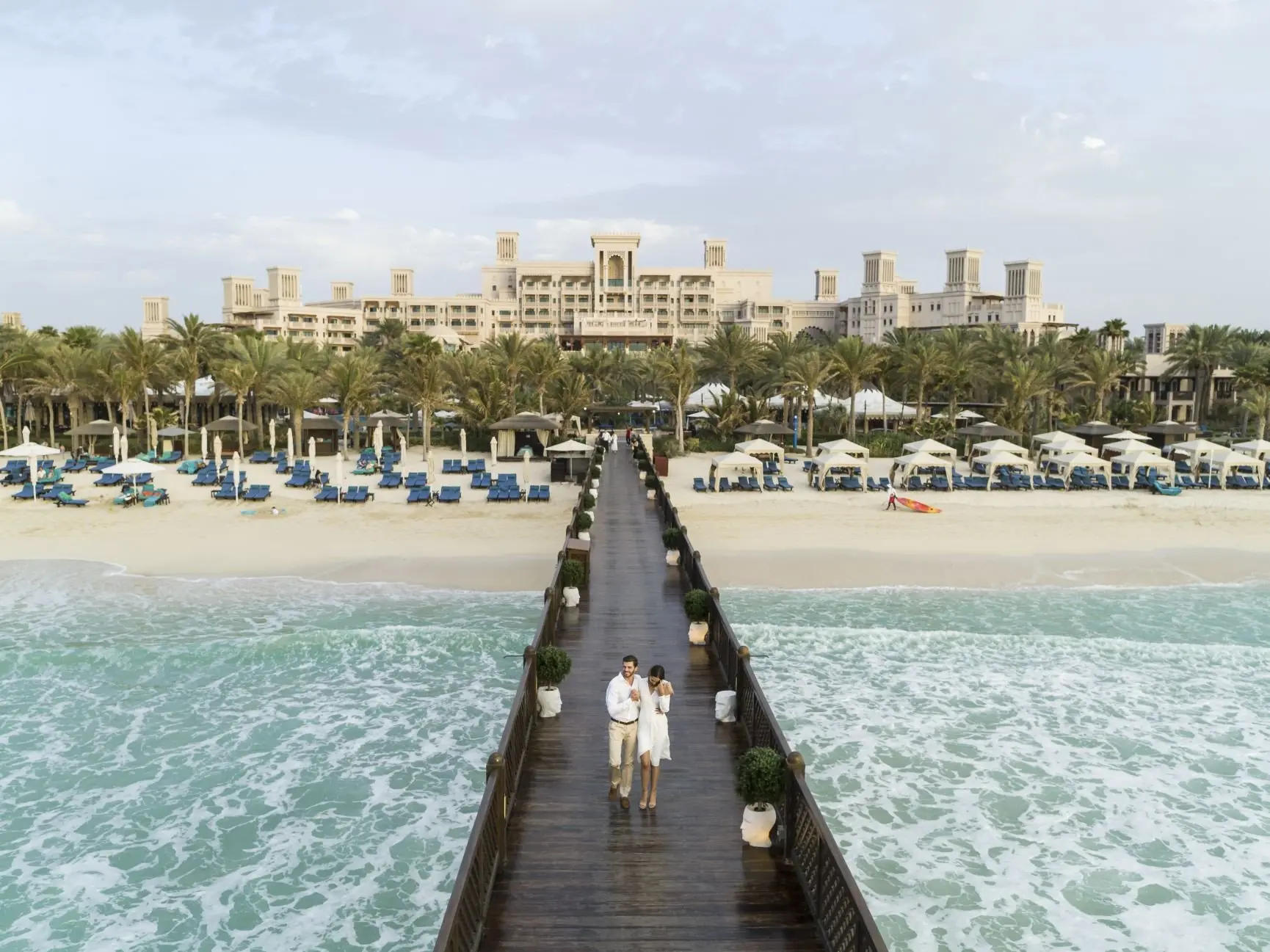 Jumeirah Al Qasr - Pier Beach - Couple - Aerial - Drone 