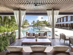 Park Hyatt Maldives - The Bar - Interior