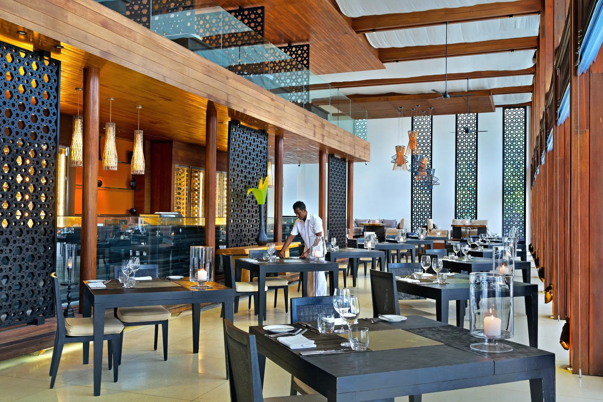 Park Hyatt Maldives - The Dining Room - Interior