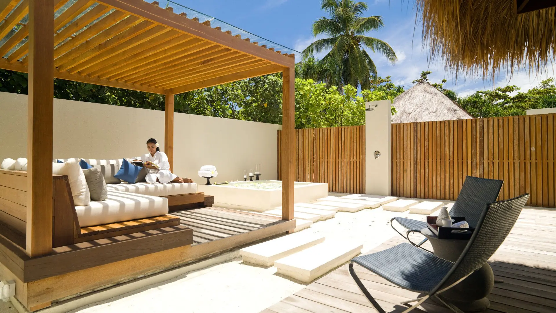 Hadahaa - Spa Villa - outdoor area (1217)