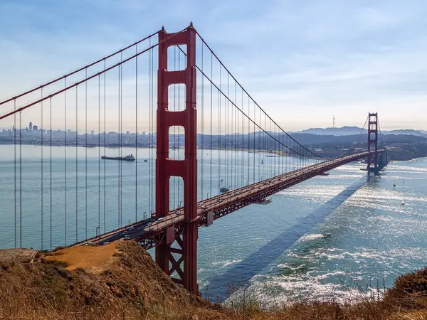 golden-gate-bridge-6022970_1920