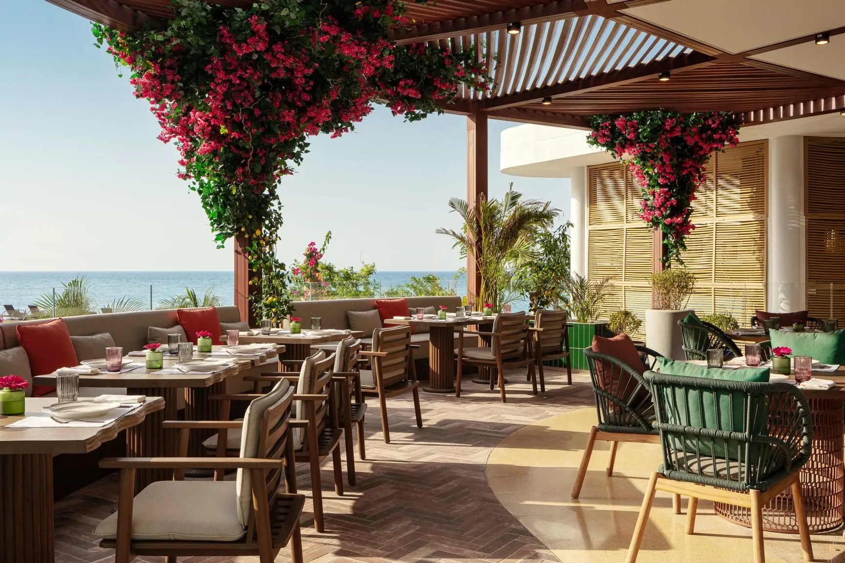 The St. Regis Al Mouj Muscat Resort_Restaurant_Zorba