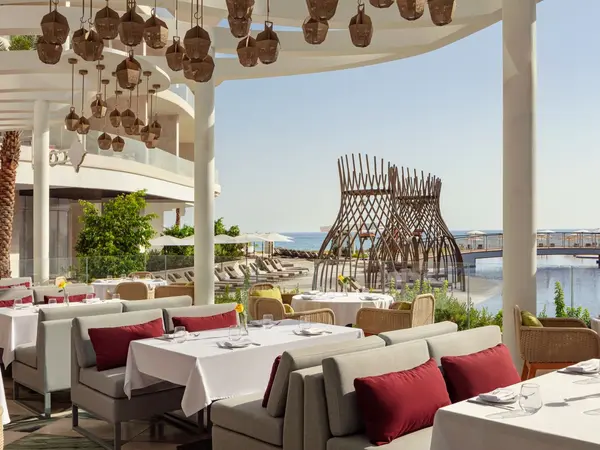 The St. Regis Al Mouj Muscat Resort_Novikov_Terrace