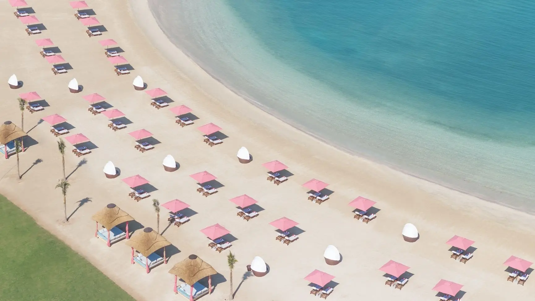 Anantara_Mina_Al_Arab_Ras_Al_Khaimah_Resort_Aerial_Beach_View_Peninsula_and_Riad_Villas