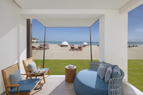 Deluxe Beach Front Room