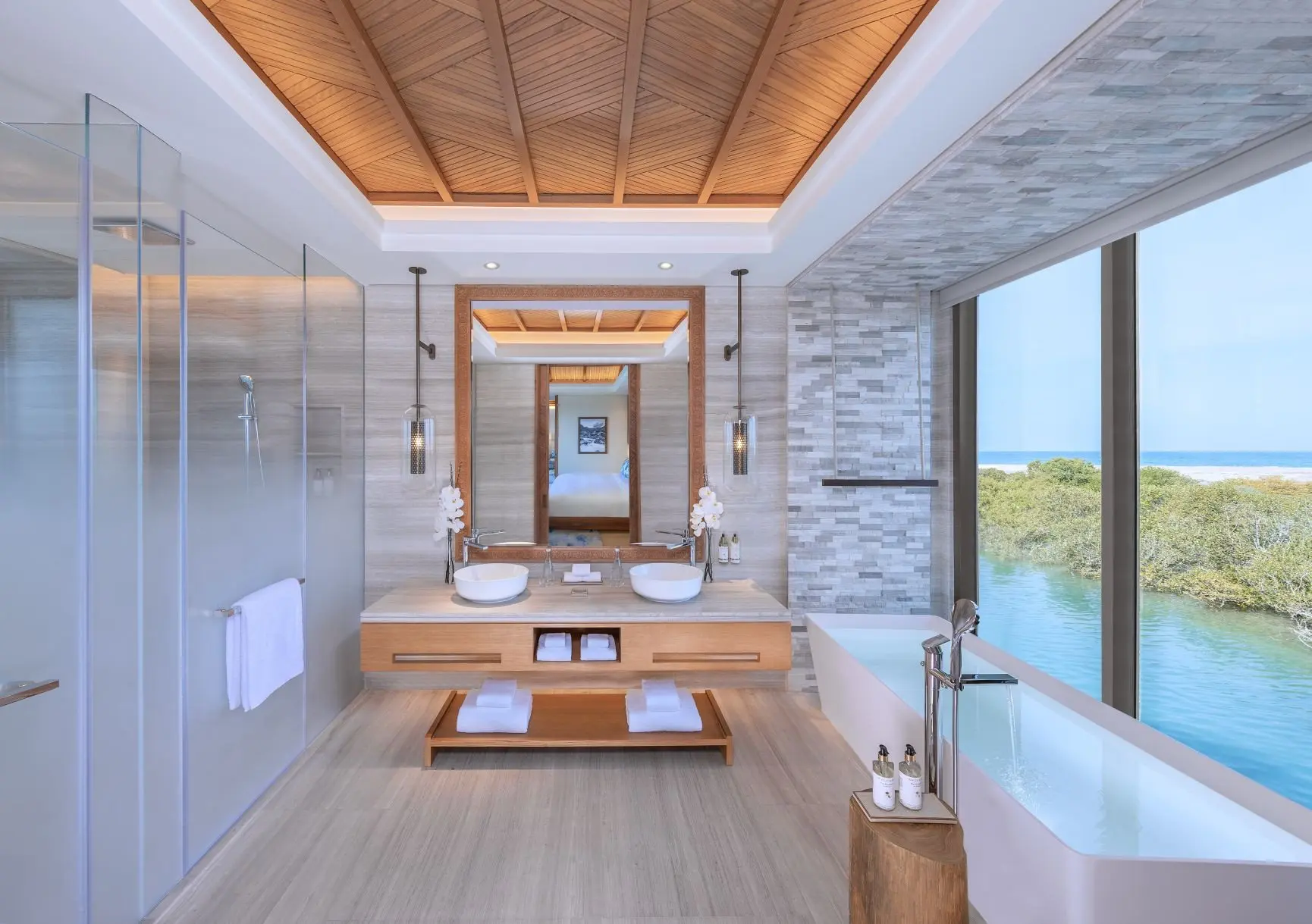 Anantara_Mina_Al_Arab_Ras_Al_Khaimah_Resort_Guest_Room_Over_Water_Pool_Villa_Bathroom