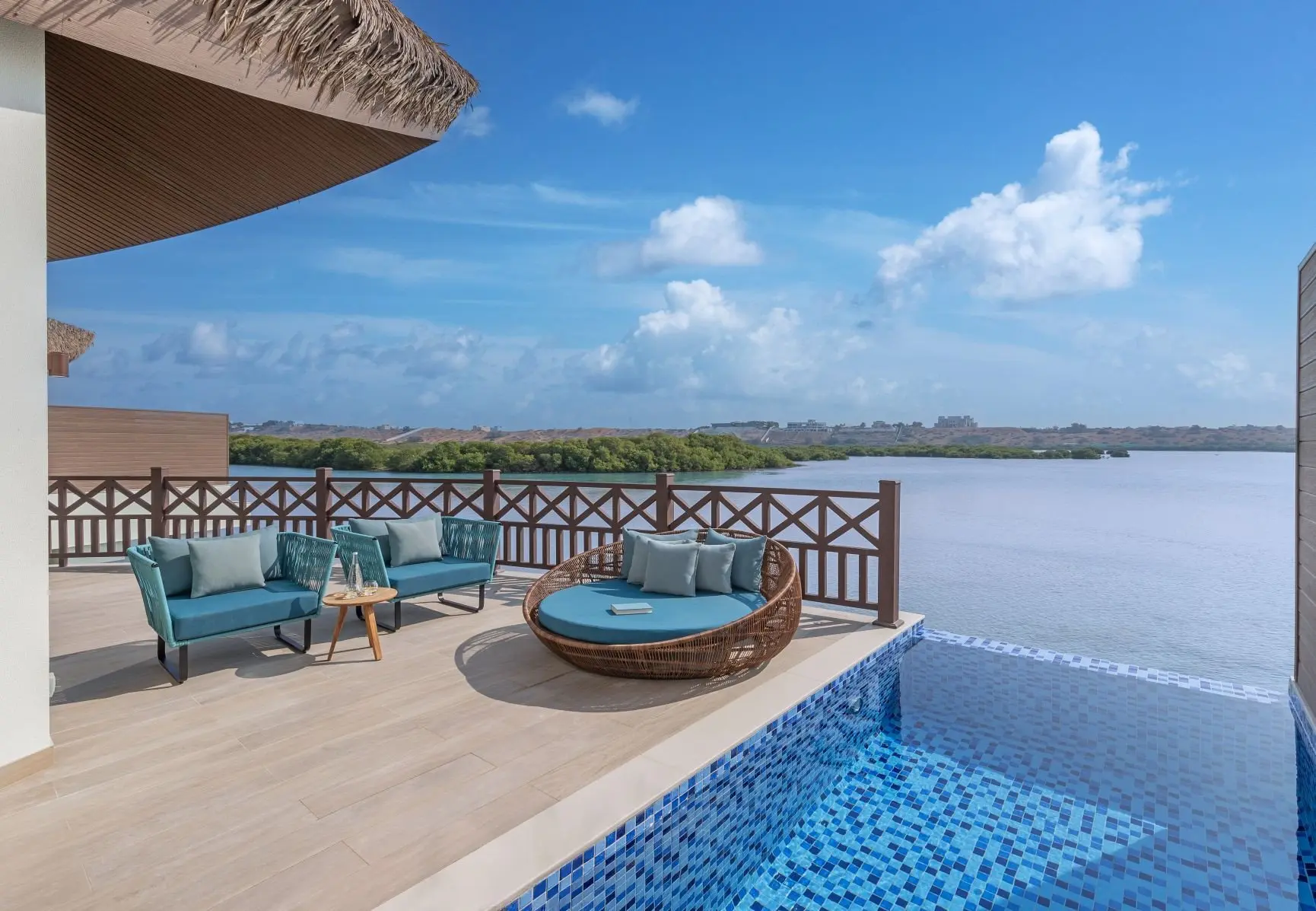 Anantara_Mina_Al_Arab_Ras_Al_Khaimah_Resort_Guest_Room_Over_Water_Pool_Villa_Terrace