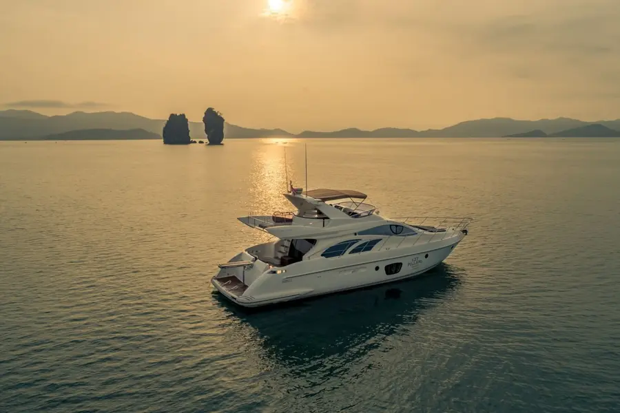 137 Pillars Spirit Yacht 2