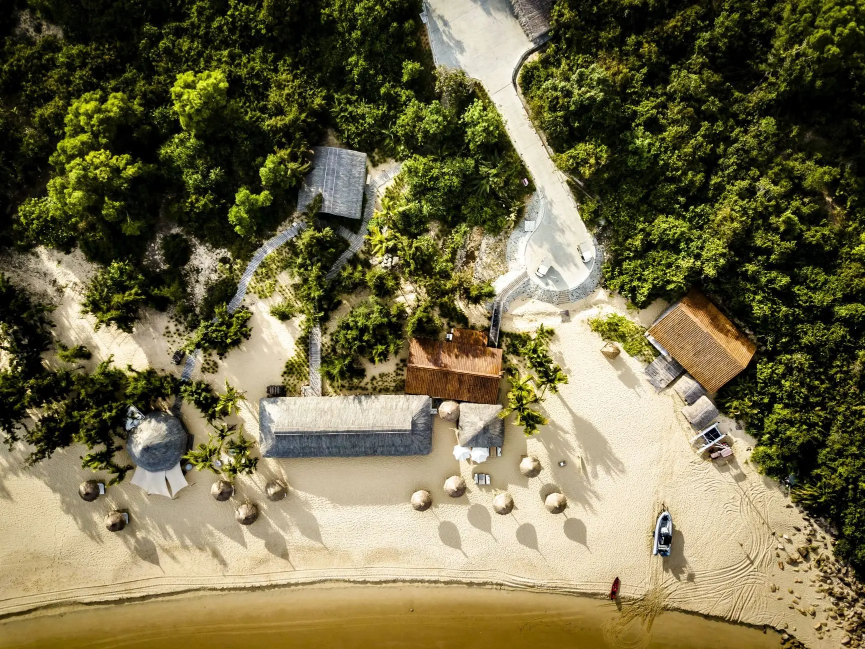 Zannier Hotels Bãi San Hô - Beach 4 - ©️ Frederik Wissink for Zannier Hotels