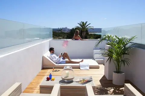 terrace-room-sunrise-private-pool-seaviews-gecko-hotel-beach-club-formentera