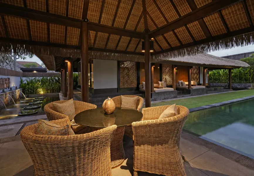 One Bedroom Pool Villa - Outdoor Dining Area