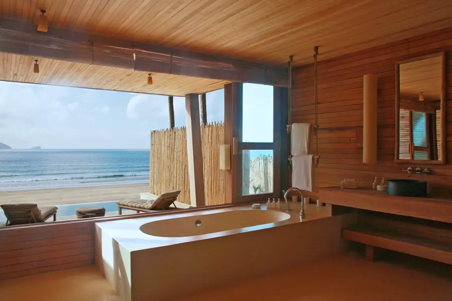 Ocean Front Duplex Pool Villa bathroom