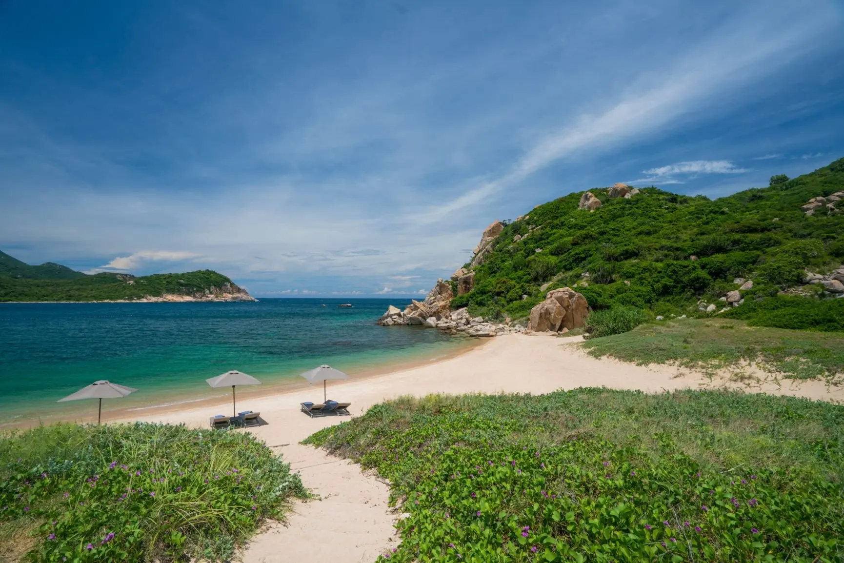 Amanoi, Vietnam - Resort, Private beach, pathway_14682