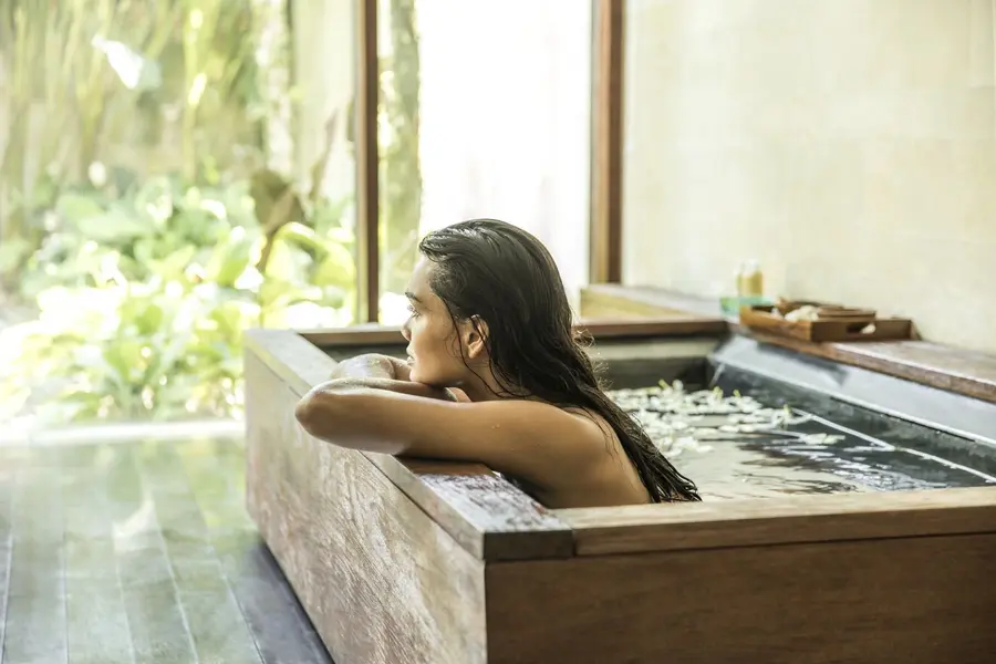 Bath_at_COMO_Shambhala_treatment_room