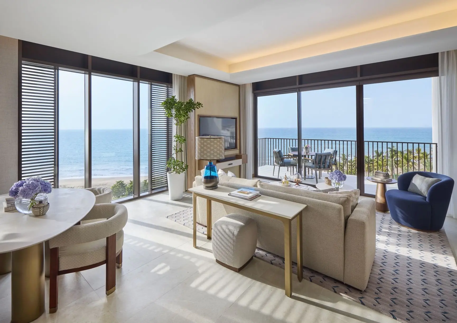 Mandarin Oriental, Muscat_ Premier _Sea_View_Suite_1