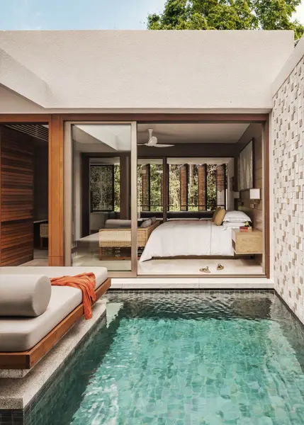 OO_DC_Rainforest_GrandSuite_PlungePool_Bedroom-0222_MASTER