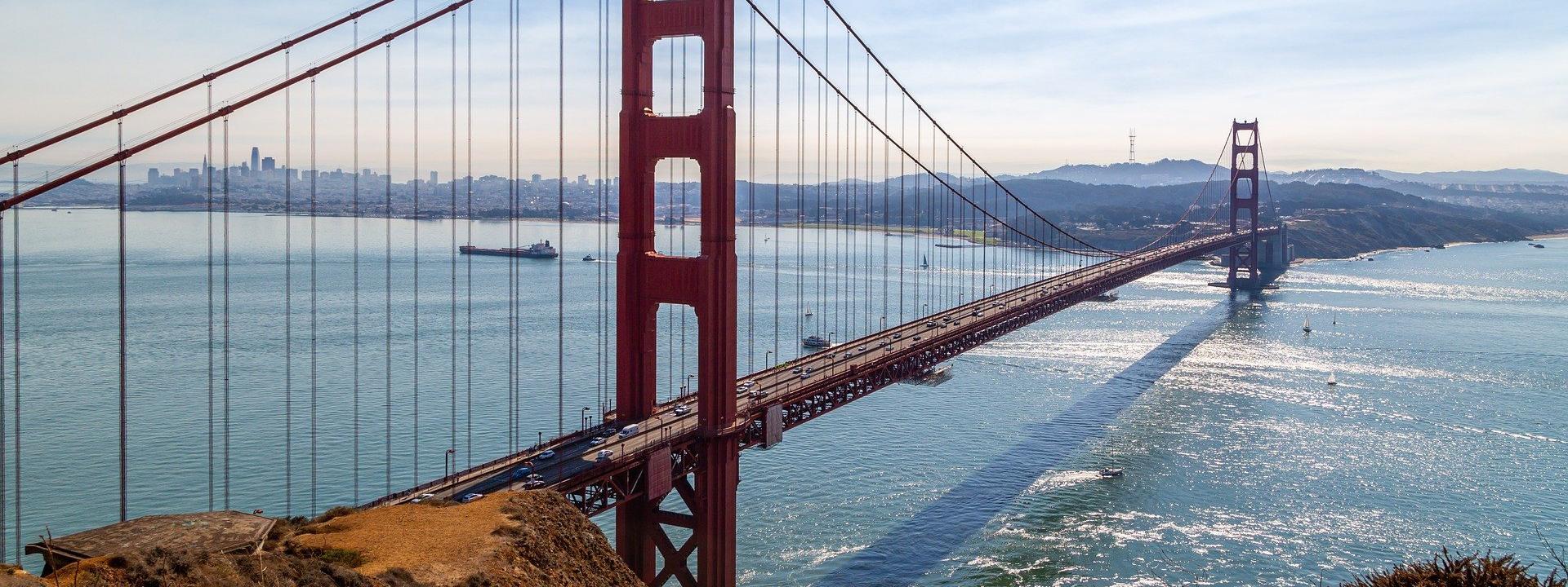 golden-gate-bridge-6022970_1920