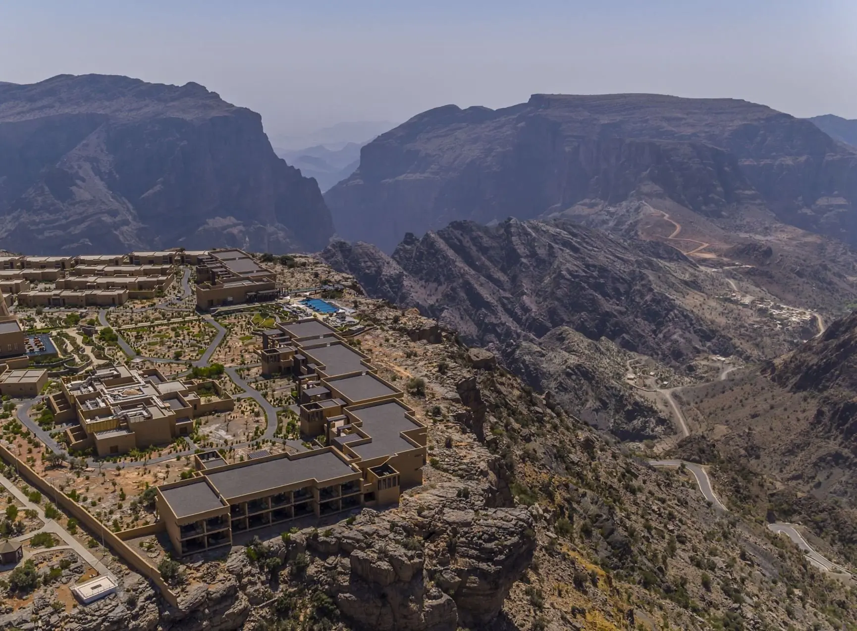 Anantara_Al_Jabal_Al_Akhdar_Resort_Exterior_View_Aerial_Shot