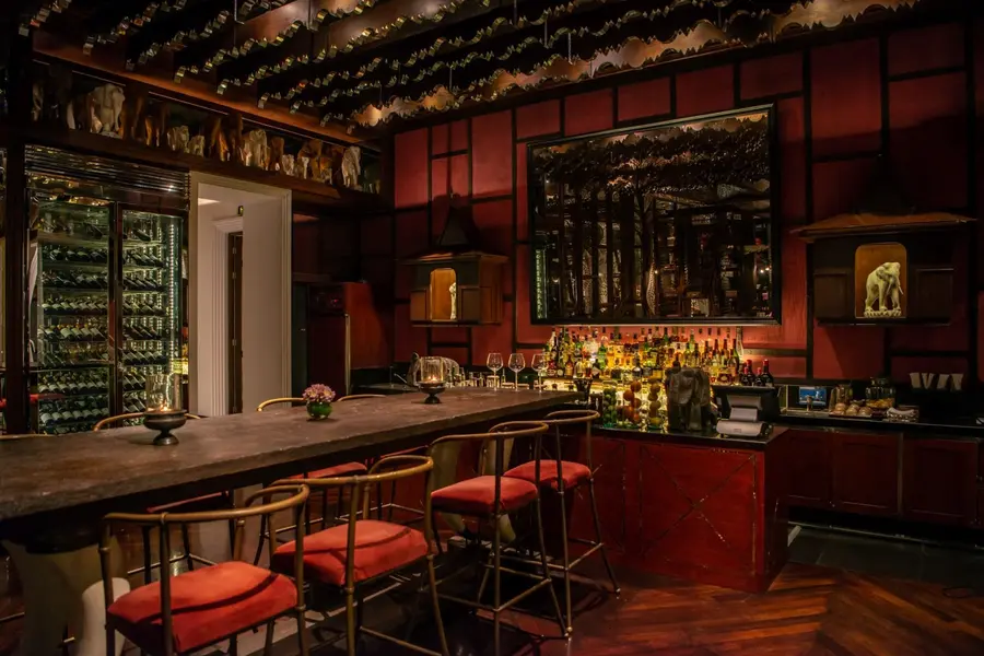 TLR Bar 2