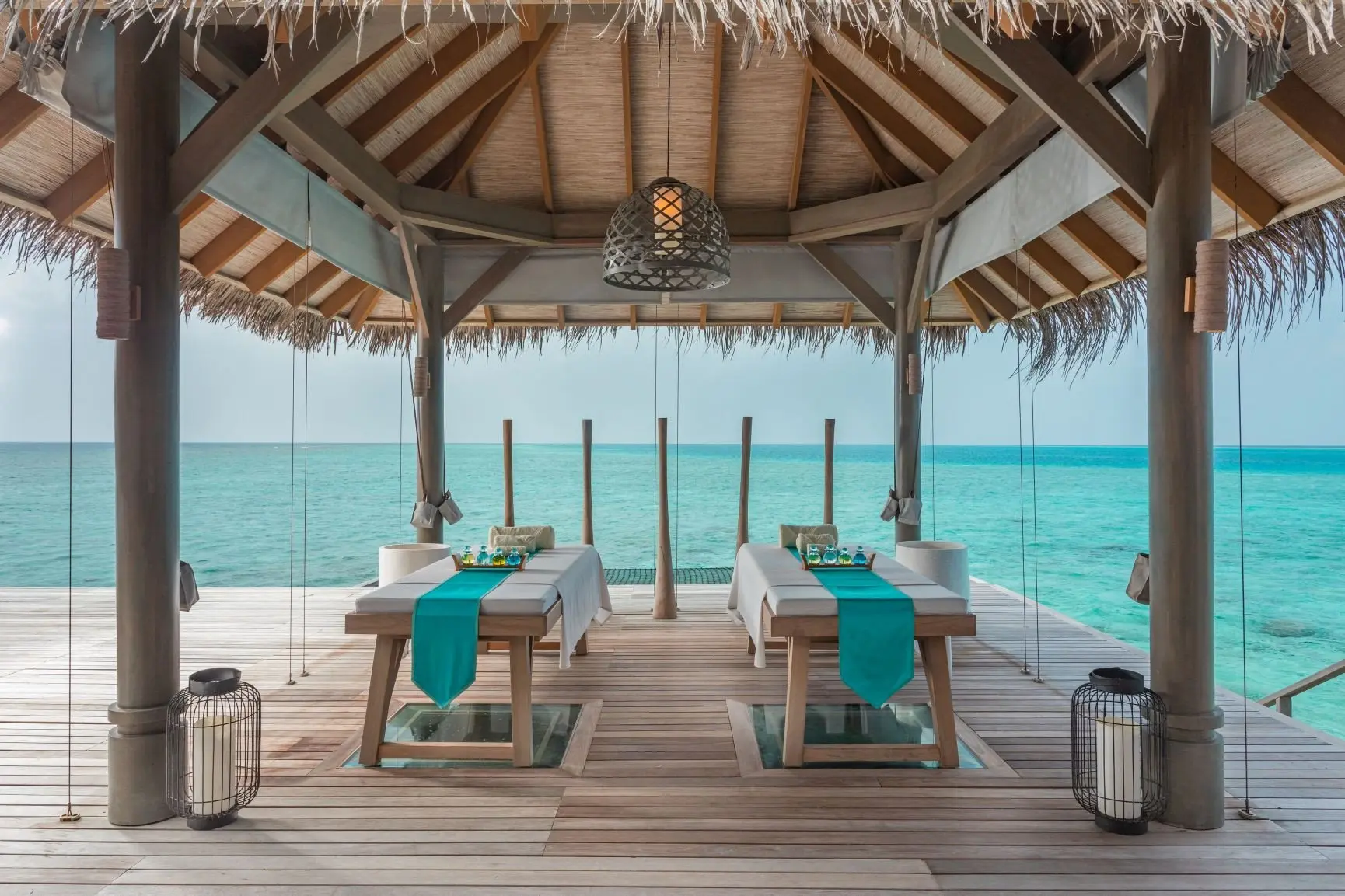 17. Vakkaru Overwater Residence - Private Spa Pavilion