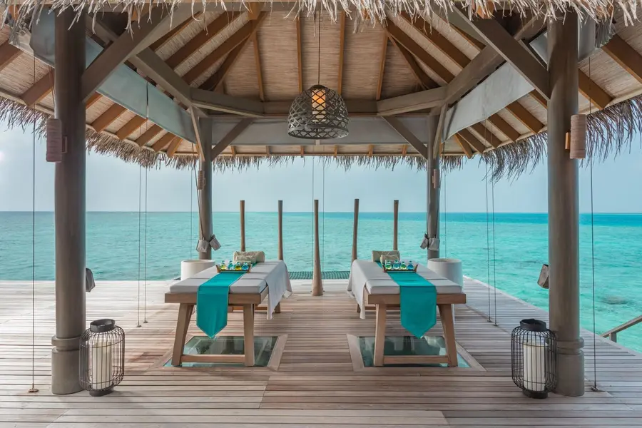 17. Vakkaru Overwater Residence - Private Spa Pavilion