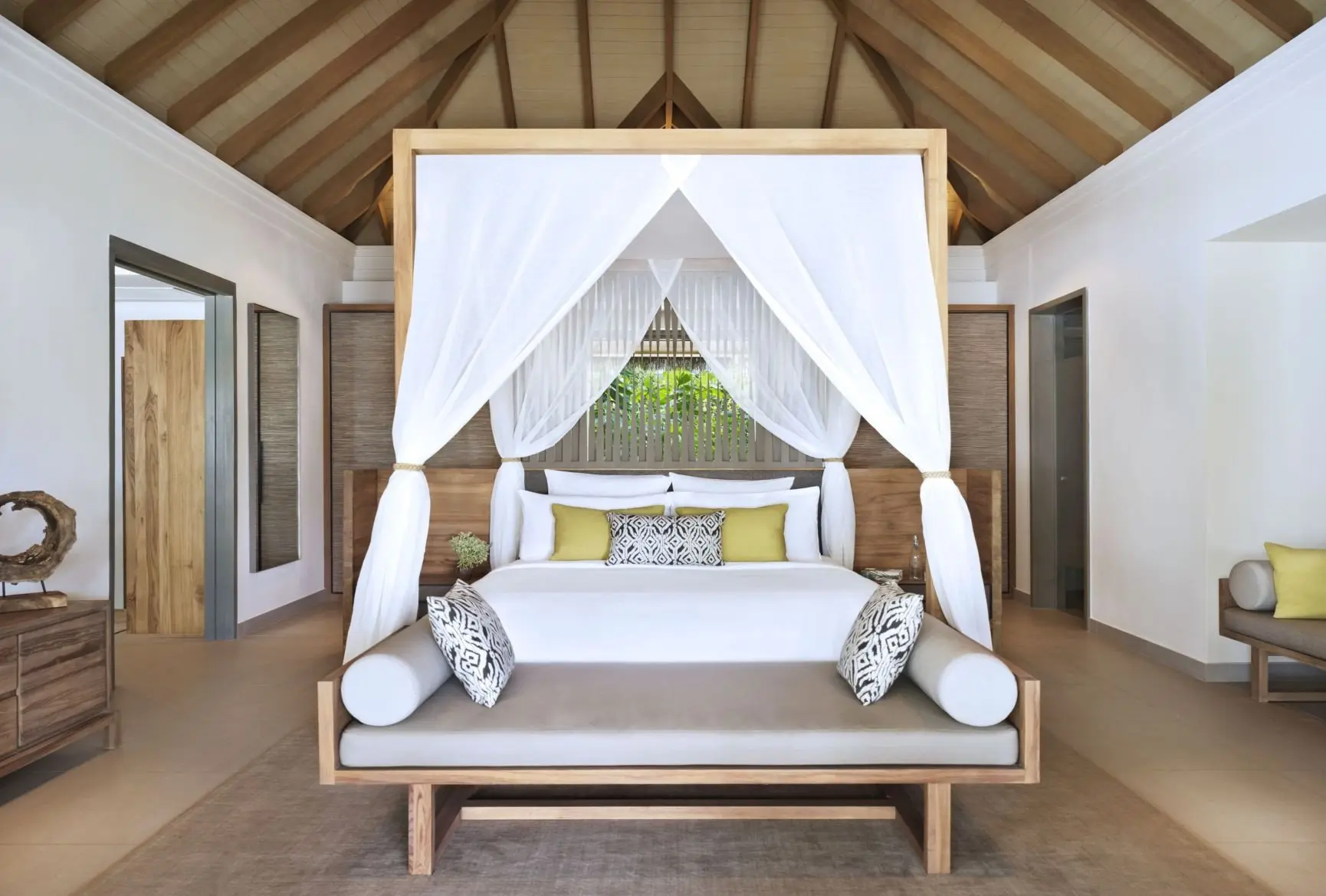 Beach Pool Villa Bed