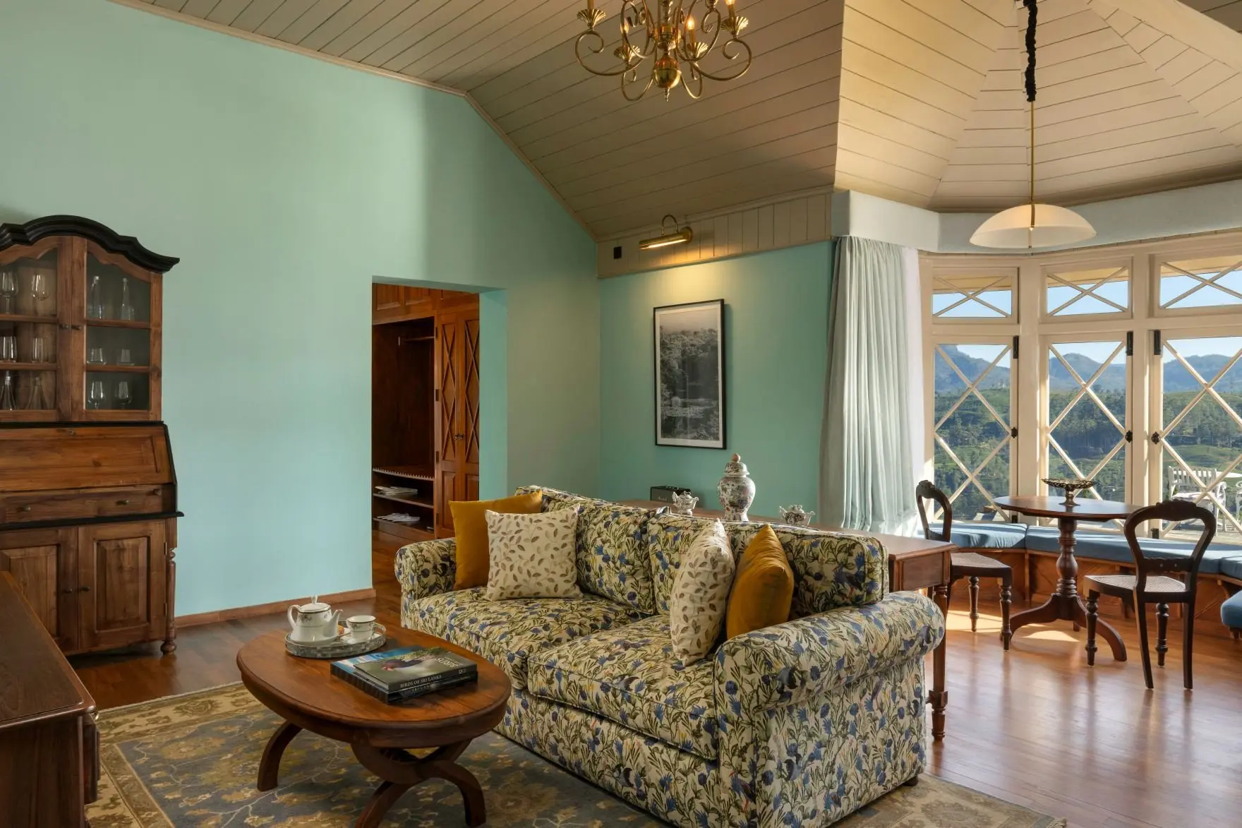 The Lane Suite (7)