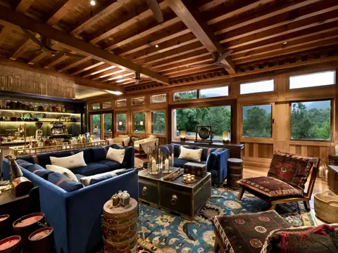 Bhutan-Punakha-River-Lodge-Guest-Area-Sitting-Room-Bar
