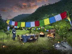 Bhutan-Punakha-River-Lodge-Outdoor-Dining_3