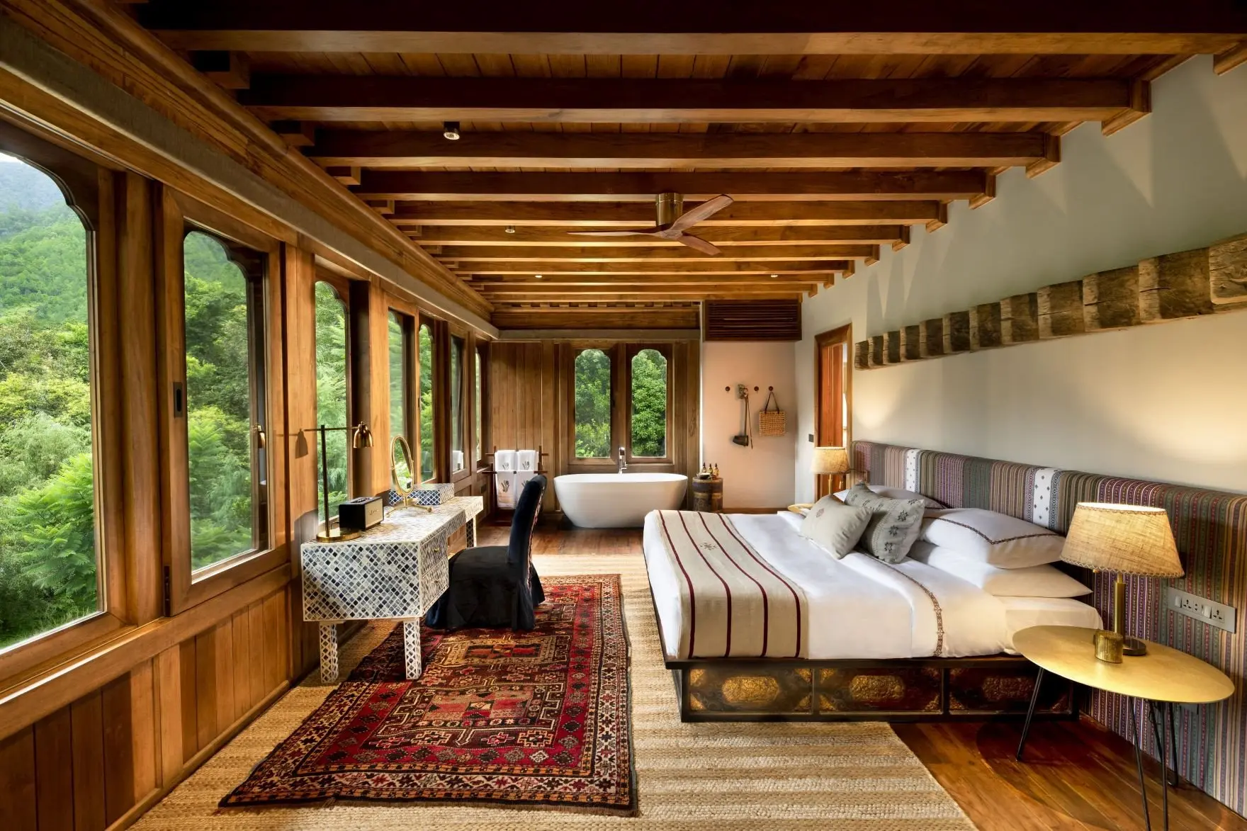 Bhutan-Punakha-River-Lodge-River-House-Bedroom