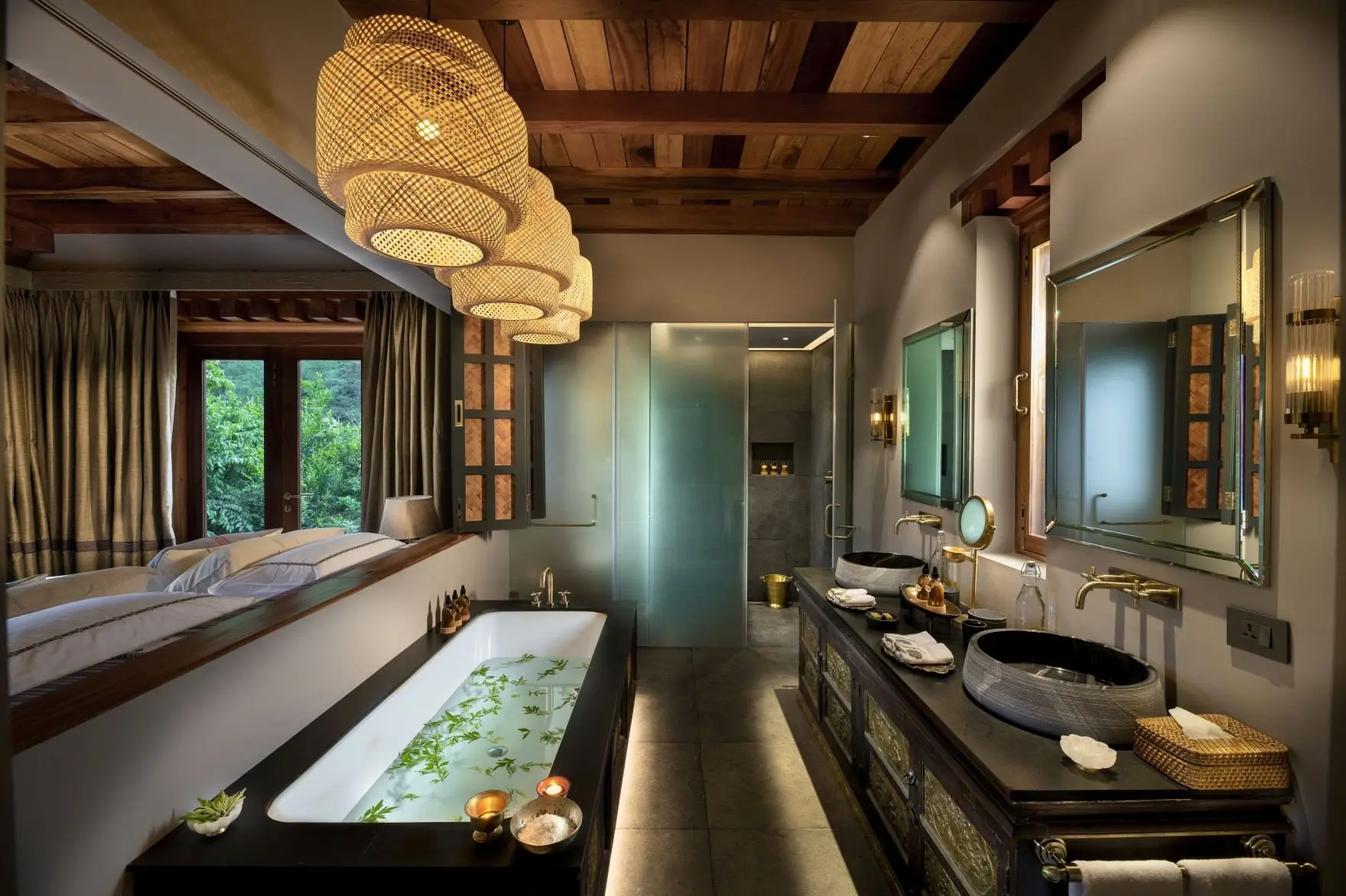 Bhutan-Punakha-River-Lodge-Family-Suite-Bathroom_1
