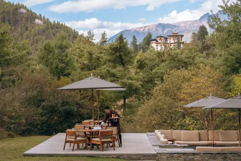 Amankora, Paro