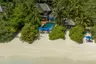 dusit-thani-maldives-accommodation-pool-villa-drone