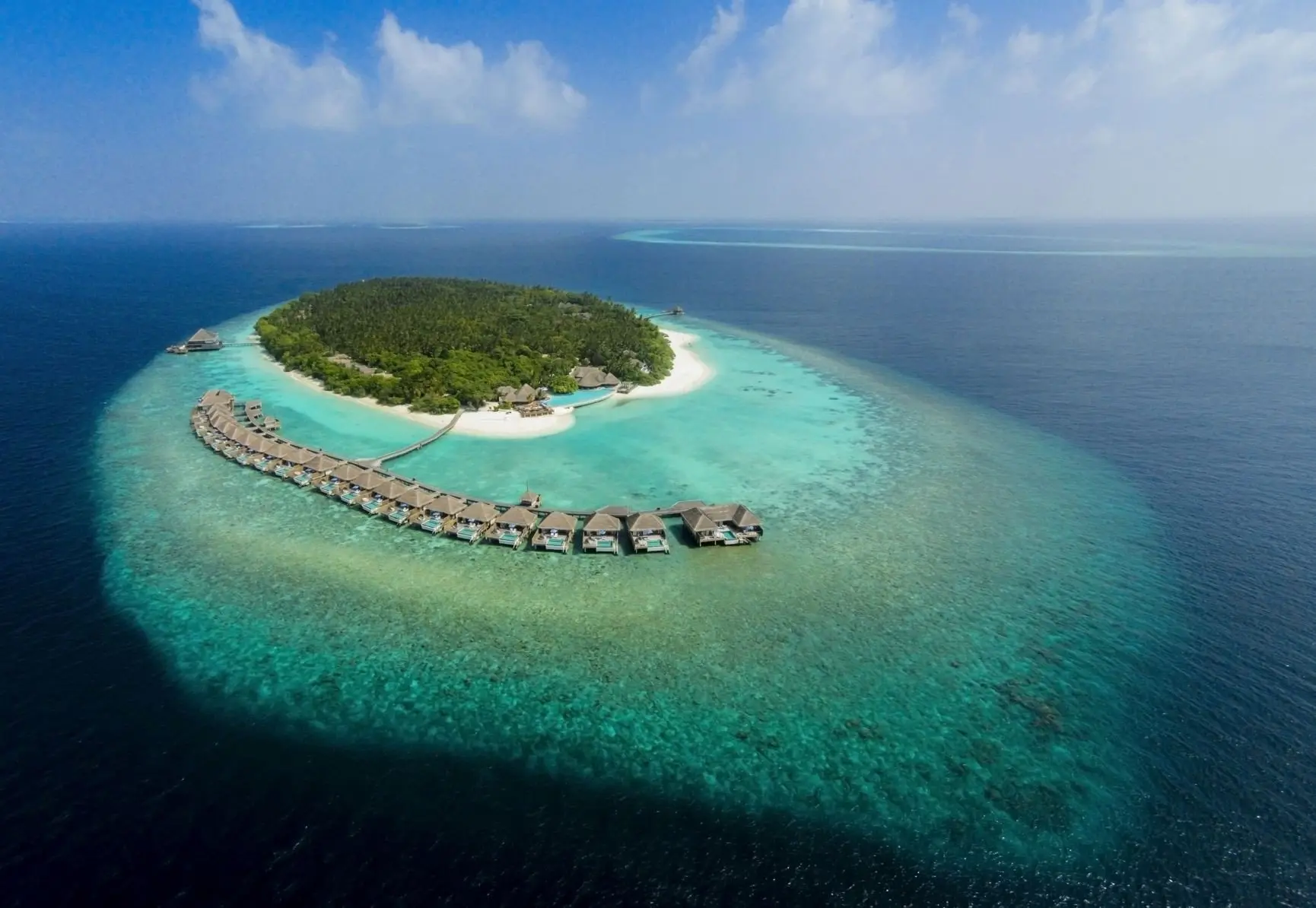 dusit-thani-maldives-exterior-view-aerial