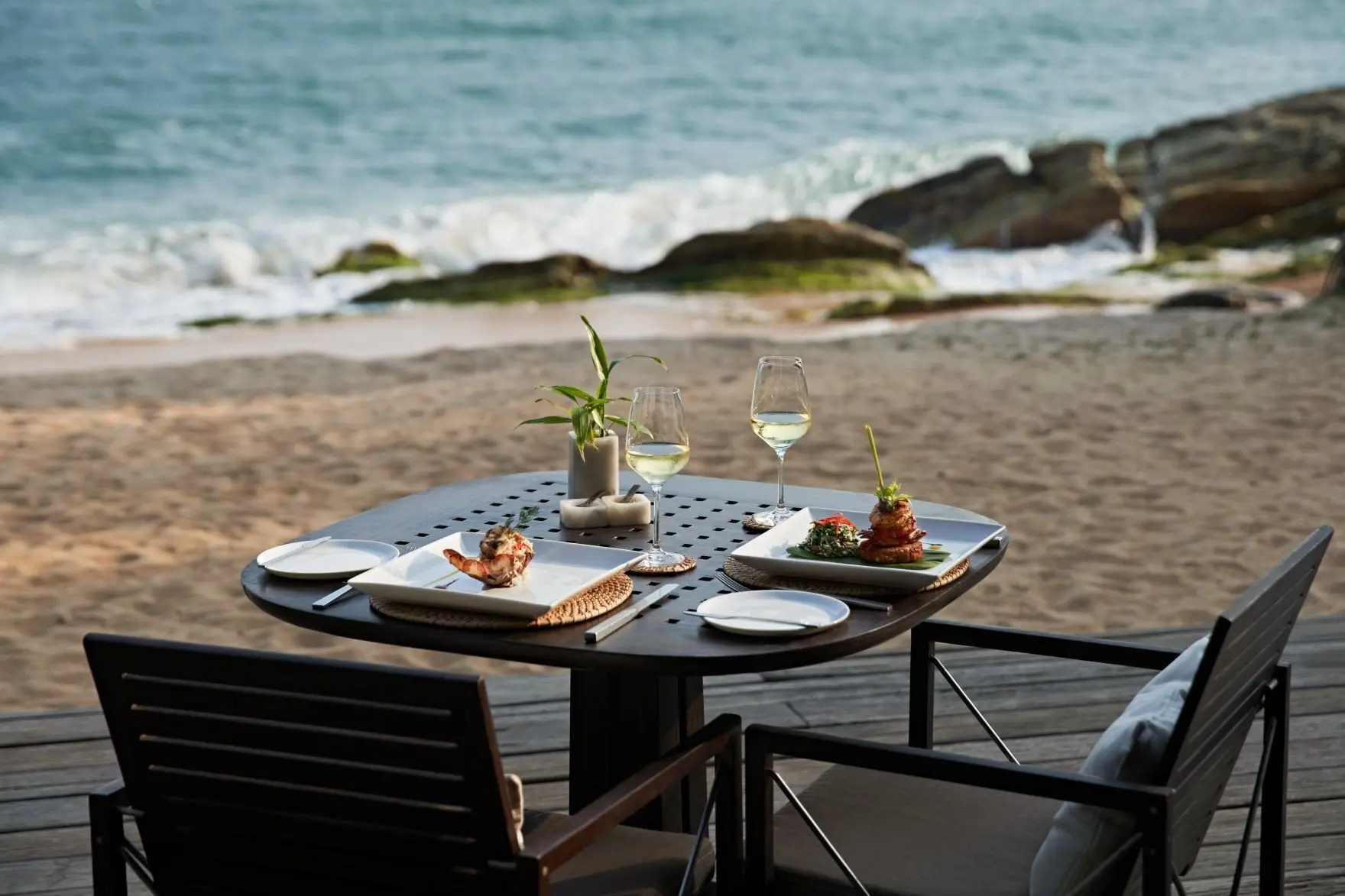 Amanwella, Sri Lanka - F&B, beach dining.tif