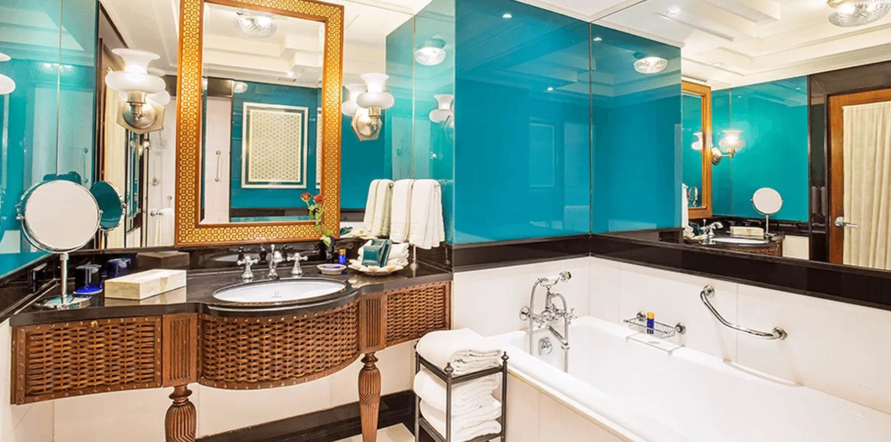 Premier_Room_bathroom