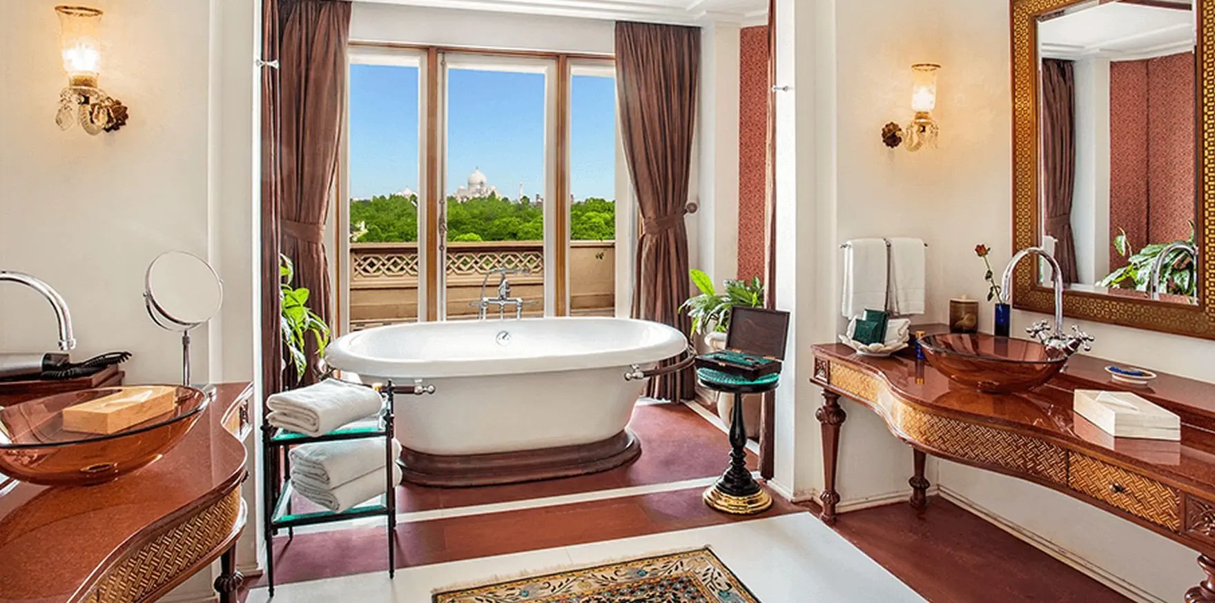 Kohinoor_Suite_-bathroom