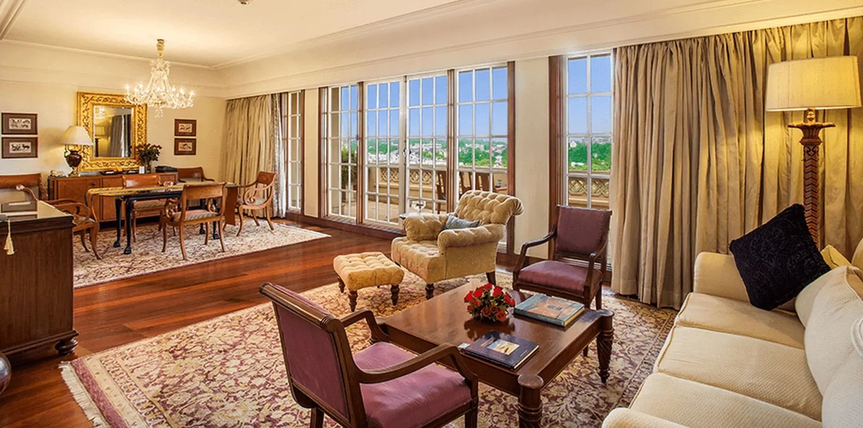 Luxury_Suite
